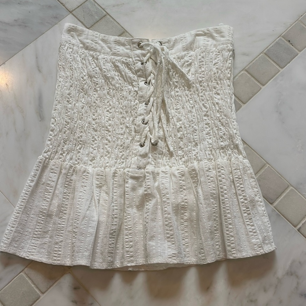 White straplesss top